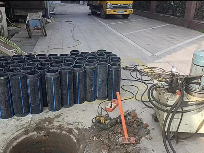 龙港PE置换管厂家 DN315置换管 非开挖管短管置换